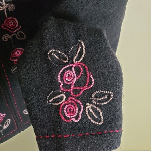 Alfred Dunner 100%Wool Sweater/Jacket Zipper Front. Size M - Picture 3 of 8